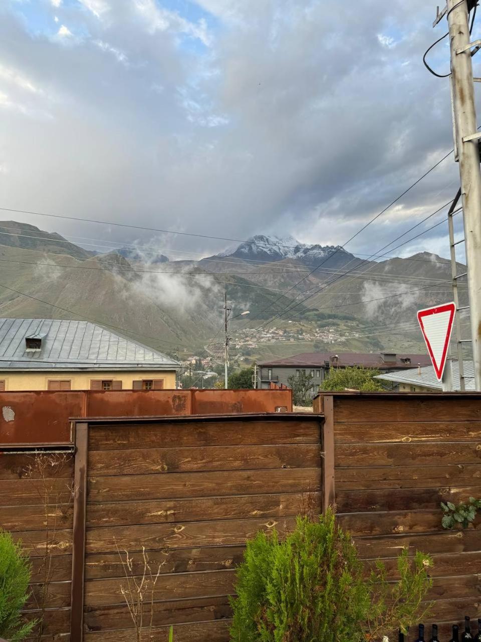 Hotel Kazbegi 1963 Bilik gambar